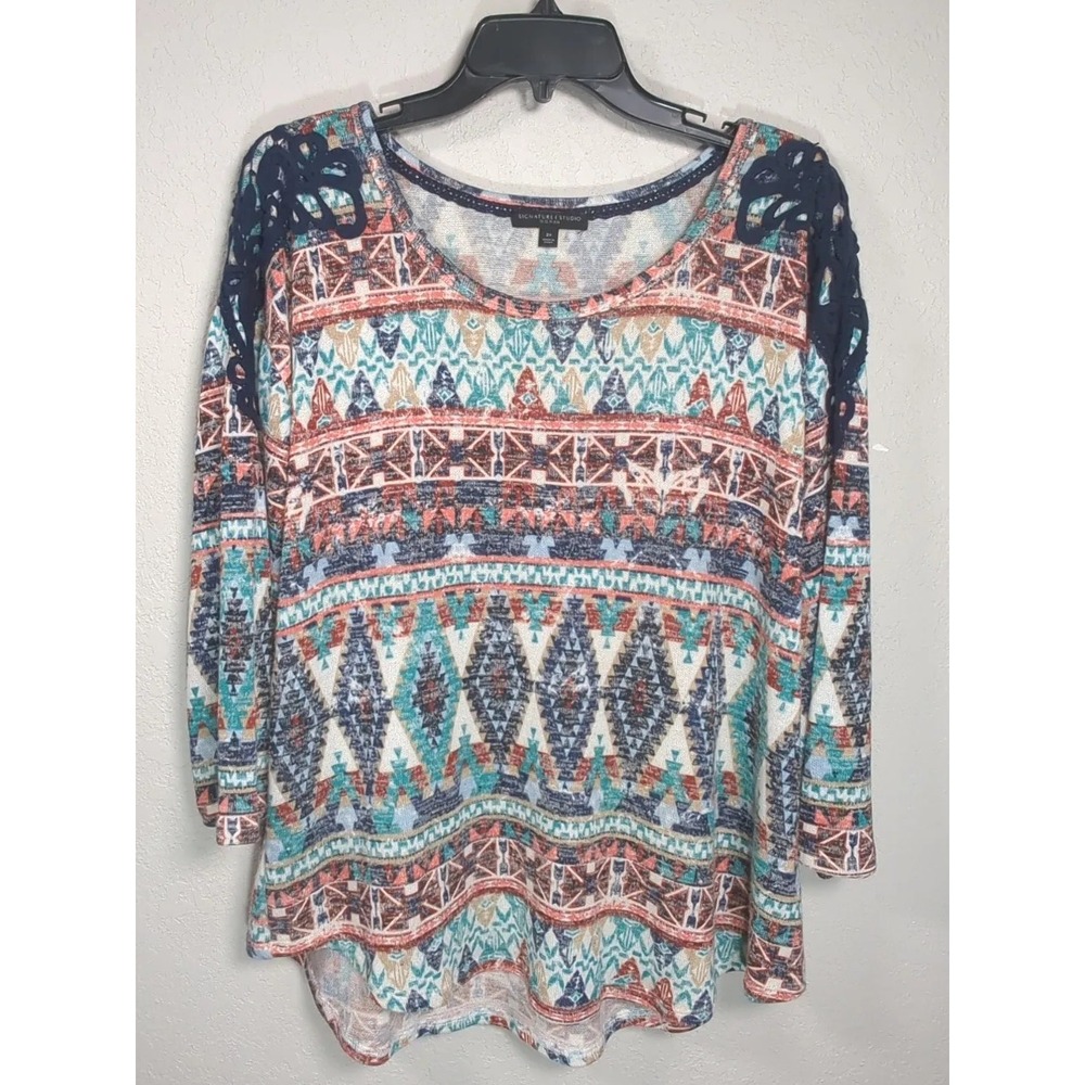 Signature‎ Studio Plus Size 2X Colorful Southwestern Blouse Crochet Accent